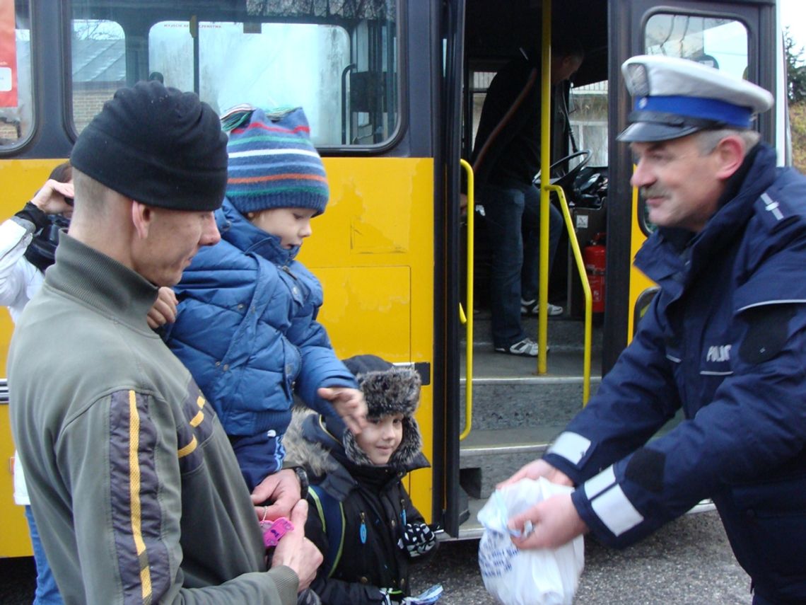 Mikołaj zamienił sanie na radiowóz