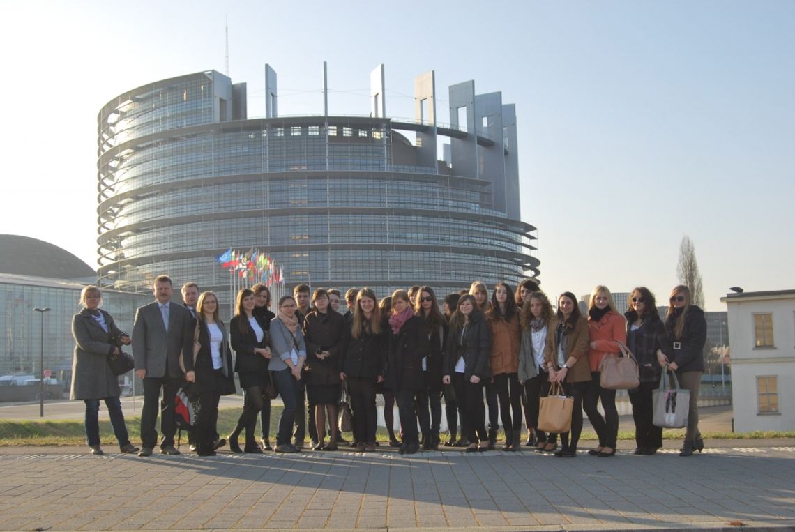 Młodzież z MDK w Parlamencie Europejskim