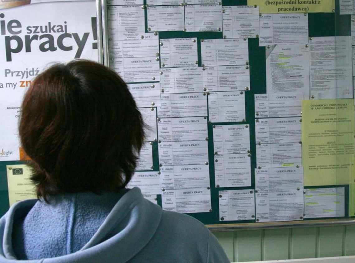 Mniej bezrobotnych w powiecie tomaszowskim