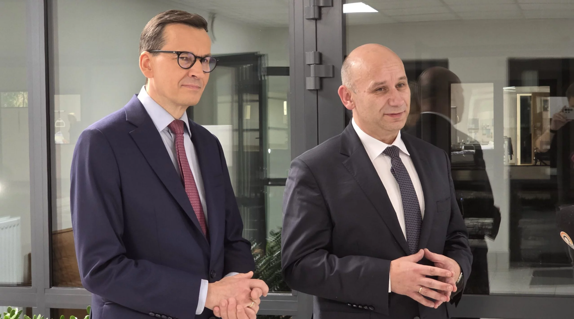 Morawiecki w Tomaszowie Mazowieckim. Najpierw hospicjum, potem rozmowa z mieszkańcami Morawiecki w Tomaszowie Mazowieckim. Najpierw hospicjum, potem rozmowa z mieszkańcami