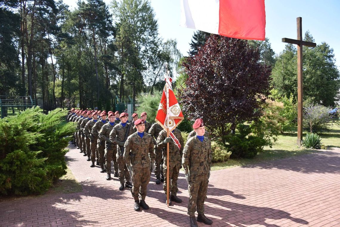 Msza Święta w Nowym Glinniku z okazji Święta Wojska Polskiego i 105. rocznicy Bitwy Warszawskiej