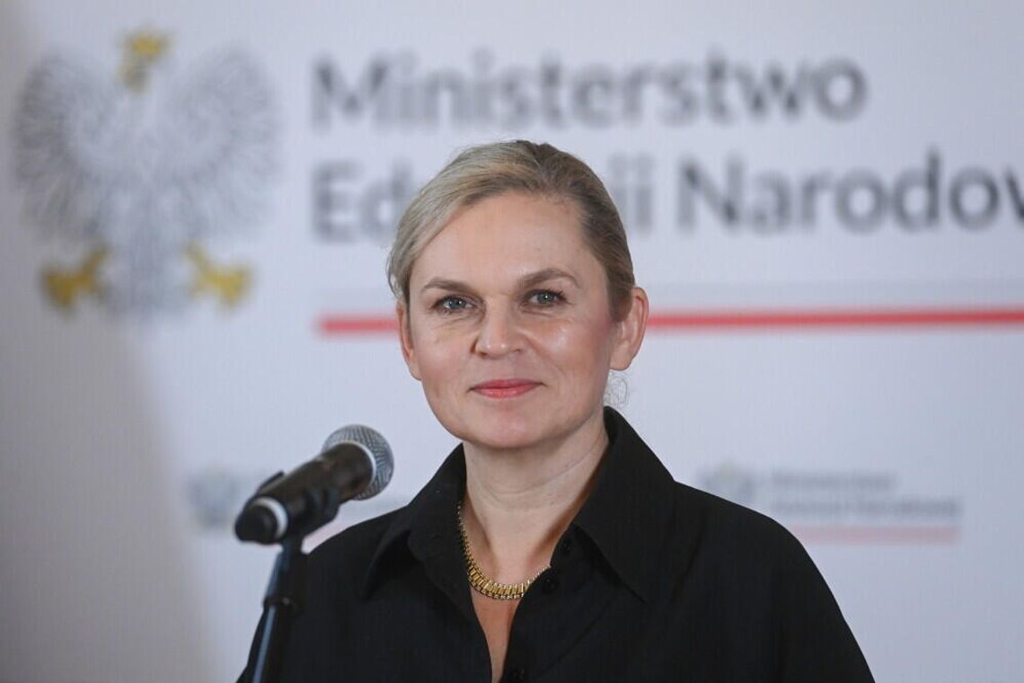 Nowacka: reforma edukacji wejdzie do szkół podstawowych w 2026 r., a do średnich w 2027 r.