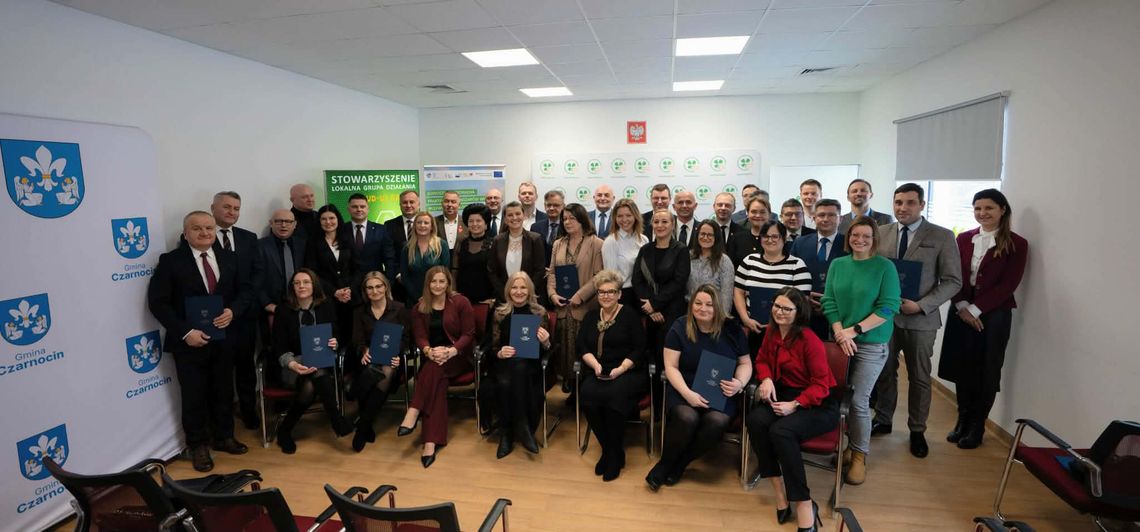 Nowy plac zabaw w Skrzynkach. Gmina Ujazd z unijnym dofinansowaniem 224 tys. zł