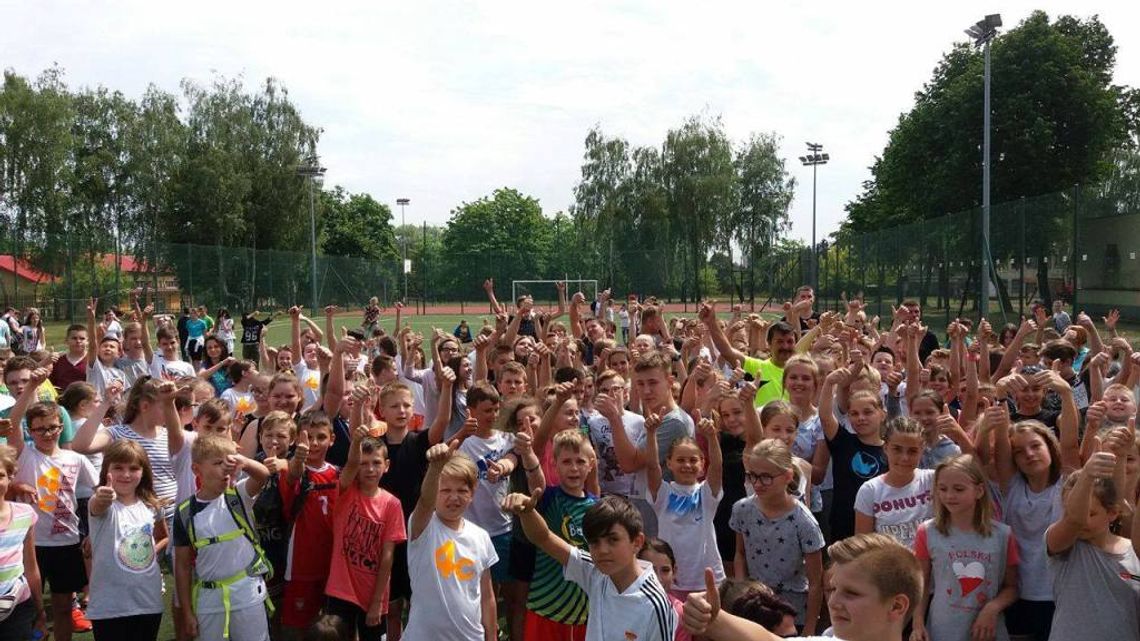 Obchody Dnia Dziecka pod hasłem „Bieg po zdrowie z 12” Obchody Dnia Dziecka pod hasłem „Bieg po zdrowie z 12”
