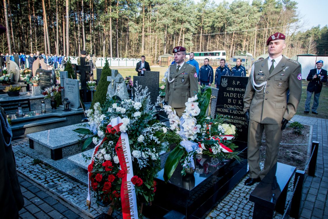 Obchody upamiętniające V. rocznicę katastrofy lotniczej pod Smoleńskiem