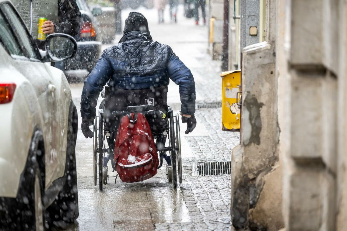 Od 1 stycznia dorosłe osoby z niepełnosprawnością mogą ubiegać się o świadczenie wspierające