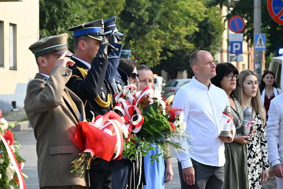 Opoczno uczciło rocznicę Powstania Warszawskiego. Ważny był także regionalny wymiar pamięci Opoczno uczciło rocznicę Powstania Warszawskiego. Ważny był także regionalny wymiar pamięci