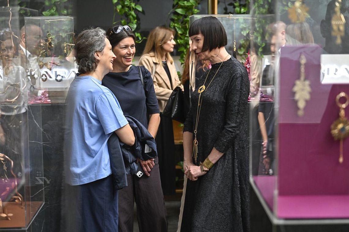 ORSKA x PARADYŻ: limitowane breloki z ceramiki. Światowy debiut w Berlinie, polska premiera w Warszawie