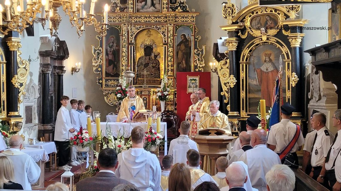 Parafialny Jubileusz Kościoła w Krzemienicy – 425 lat historii i wiary