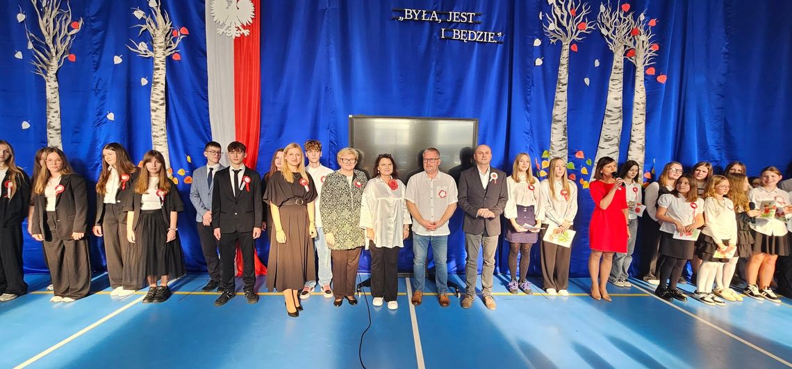 Piękna lekcja historii w „Dwunastce” Piękna lekcja historii w „Dwunastce”