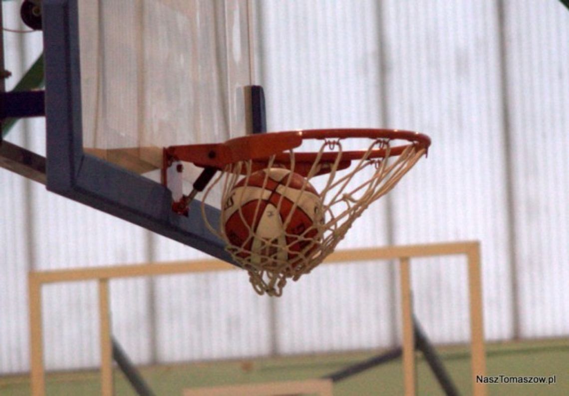 Pierwsza kolejka XV edycji Miejskiej Ligi Koszykówki Pierwsza kolejka XV edycji Miejskiej Ligi Koszykówki