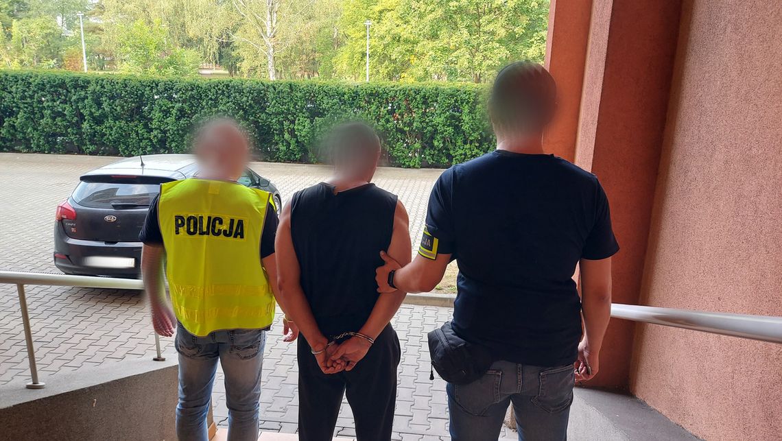 Pijany złodziej auta w Tomaszowie: 37-latek bez prawa jazdy spowodował kolizję i został zatrzymany