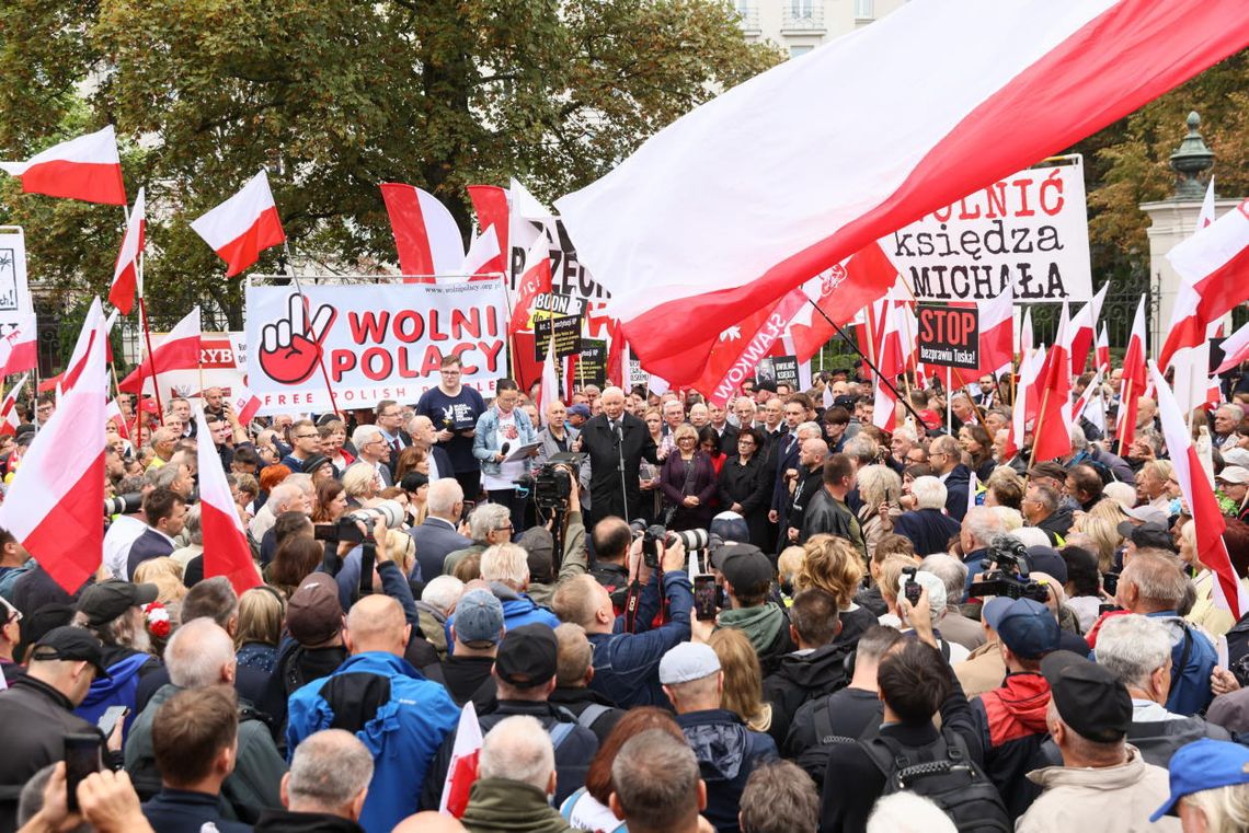 PiS protestuje przed Ministerstwem Sprawiedliwości