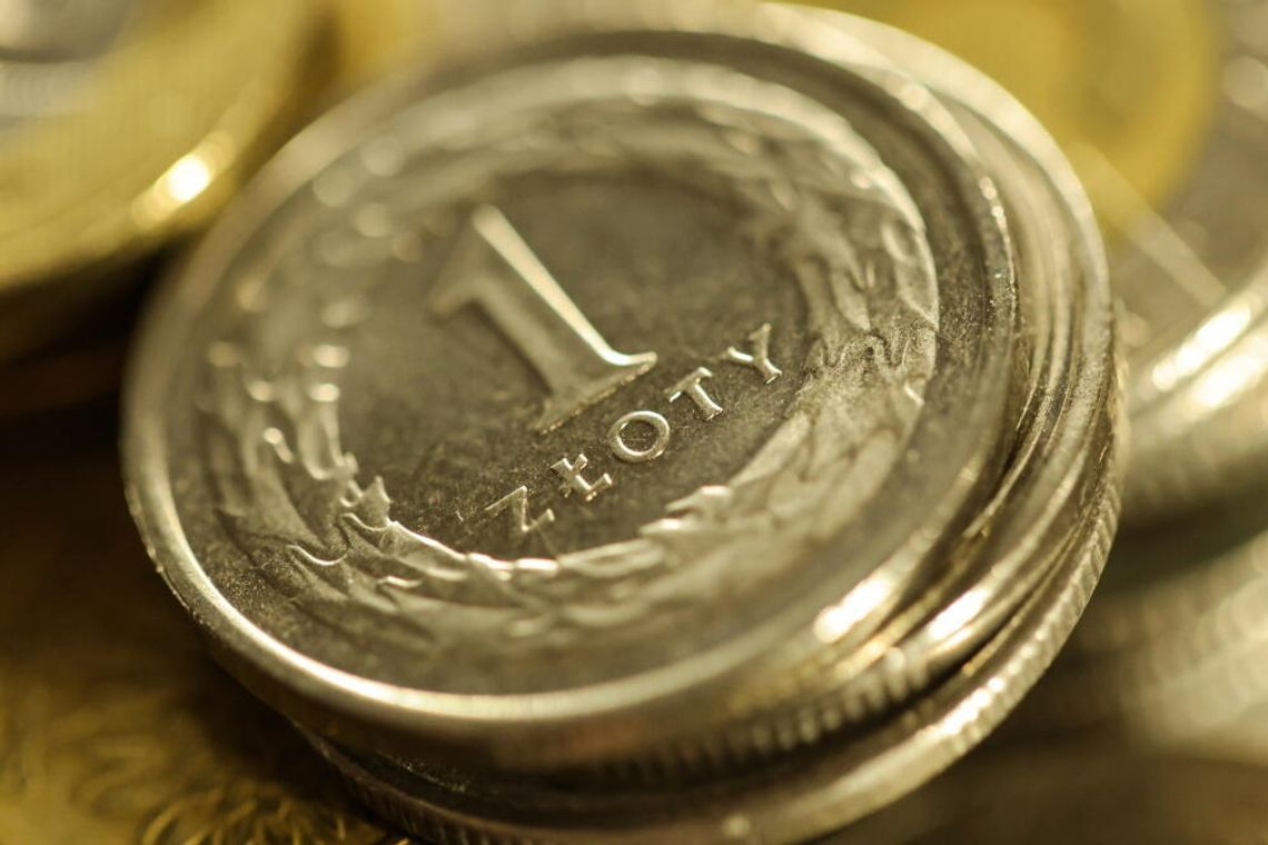PKO BP: wkrótce złoty powinien umocnić się do ok. 4,25 zł za euro