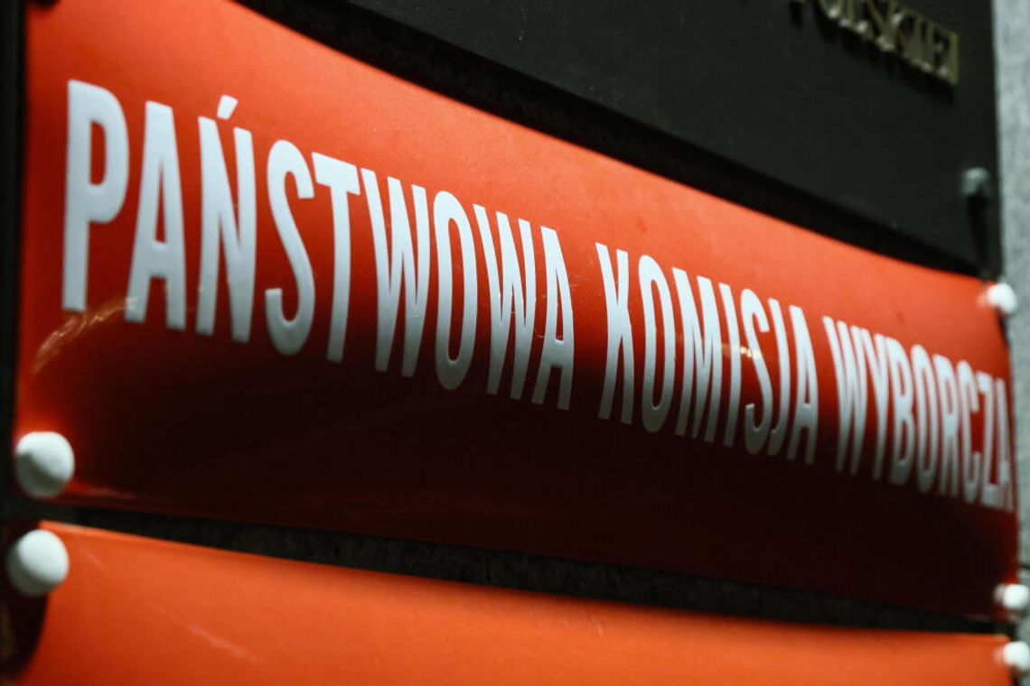 PKW zarejestrowała 28 komitetów wyborczych kandydatów na prezydenta