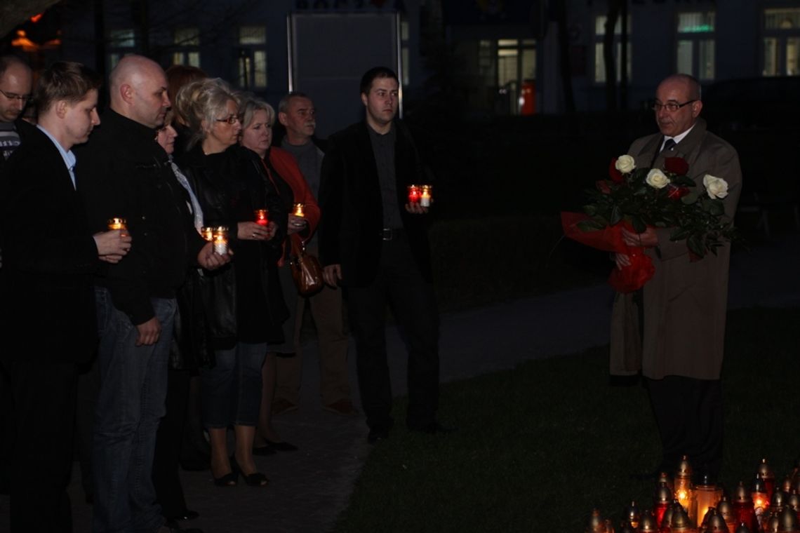 Platforma Obywatelska uczciła pamięć ofiar katastrofy