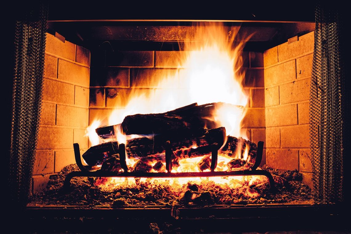 Polacy nie palą się do zgłaszania źródeł ciepła w swoich domach. Jak zwykle na ostatnią chwilę?