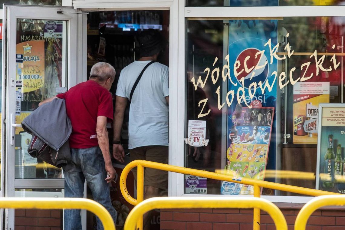 Polacy przeciwko ograniczeniom w sprzedaży alkoholu