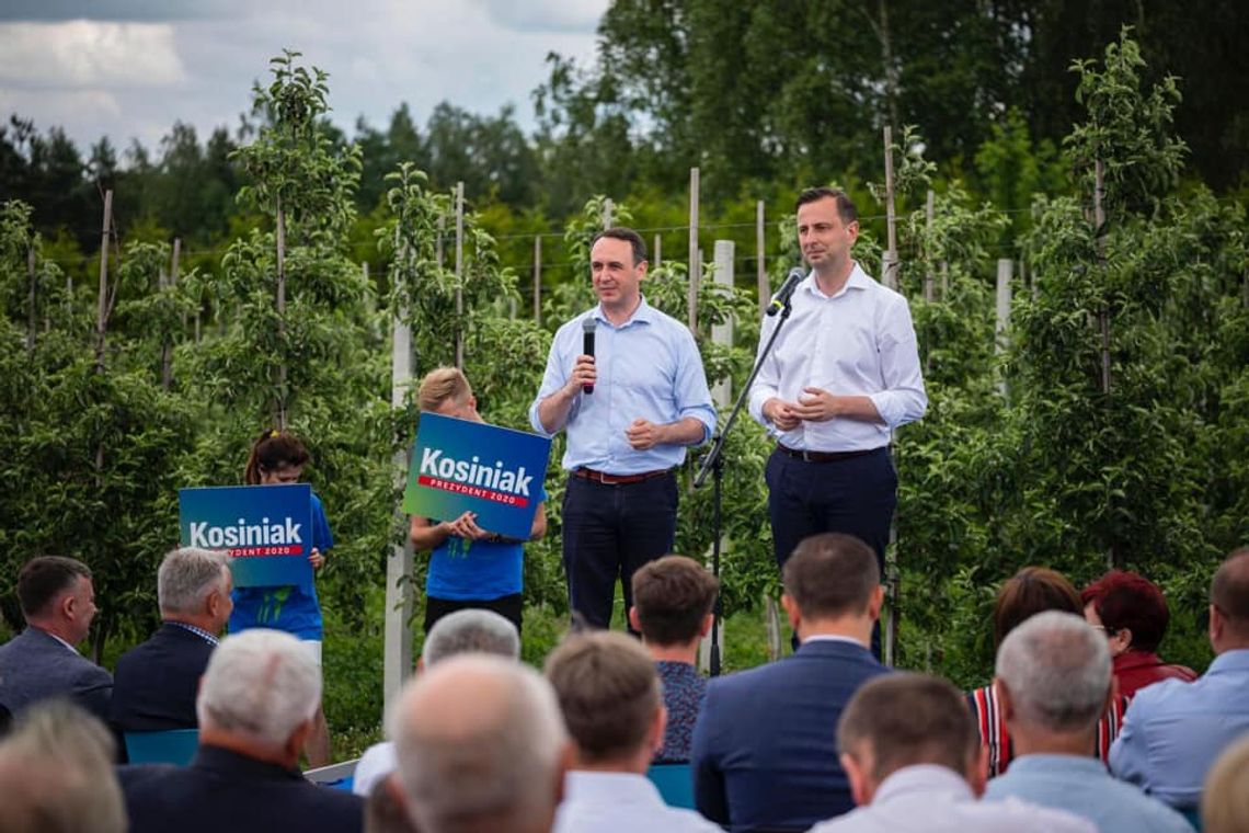 Poseł Klimczak: przeszedłem badania na obecność SARS-CoV-2 – oba testy negatywne