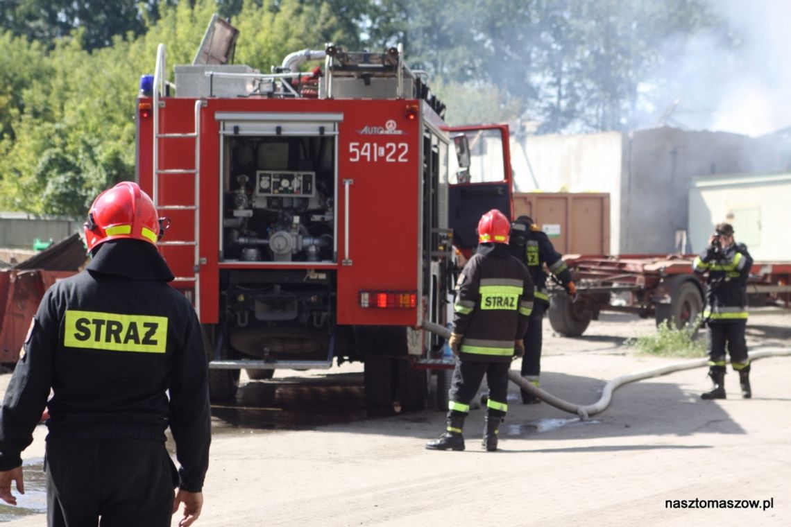 Pożar w sortowni śmieci na Piaskowej