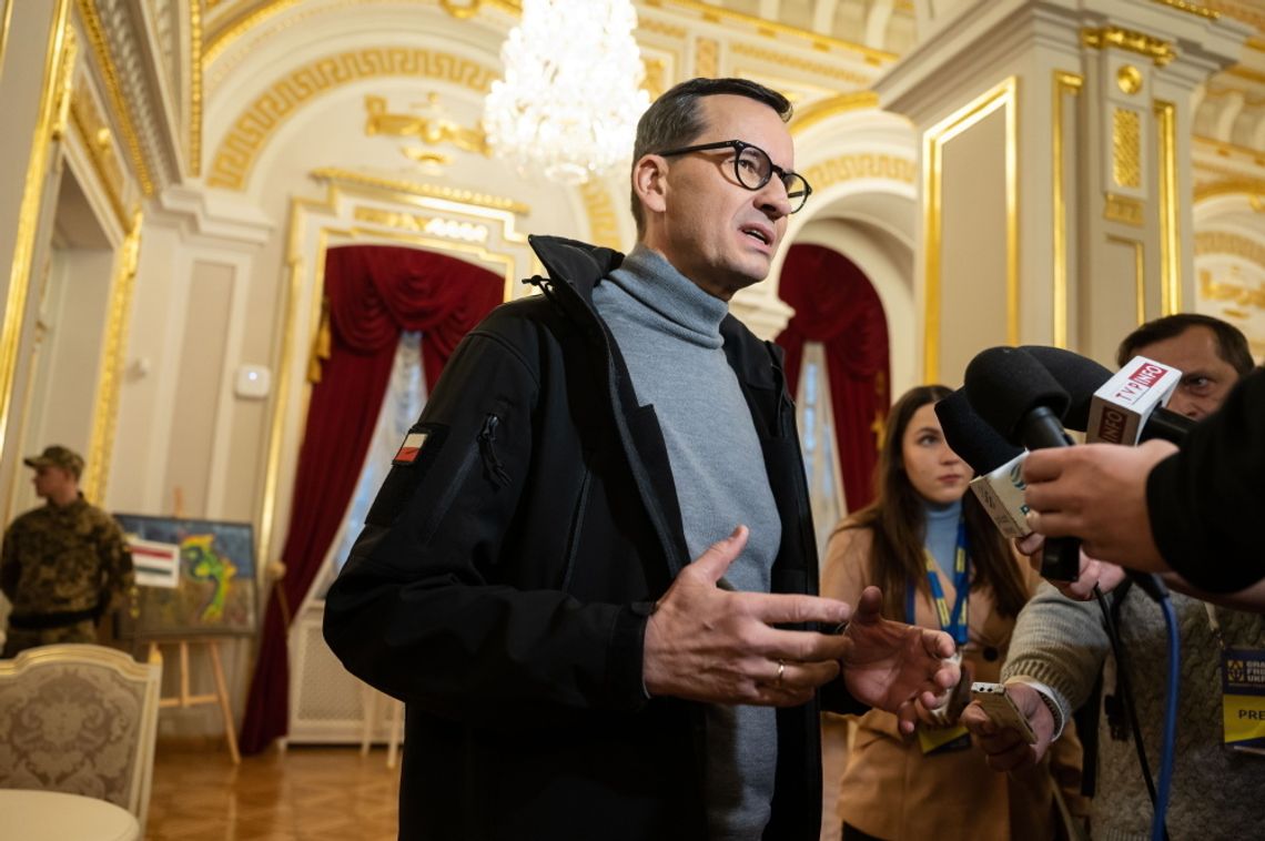 Premier Morawiecki: Rosja chce rzucić Ukrainę na kolana