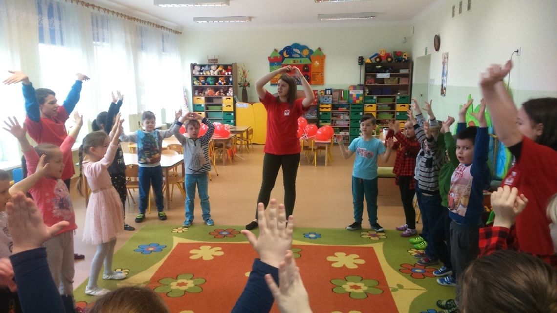 Projekt edukacyjny „Pomagamy bo kochamy”