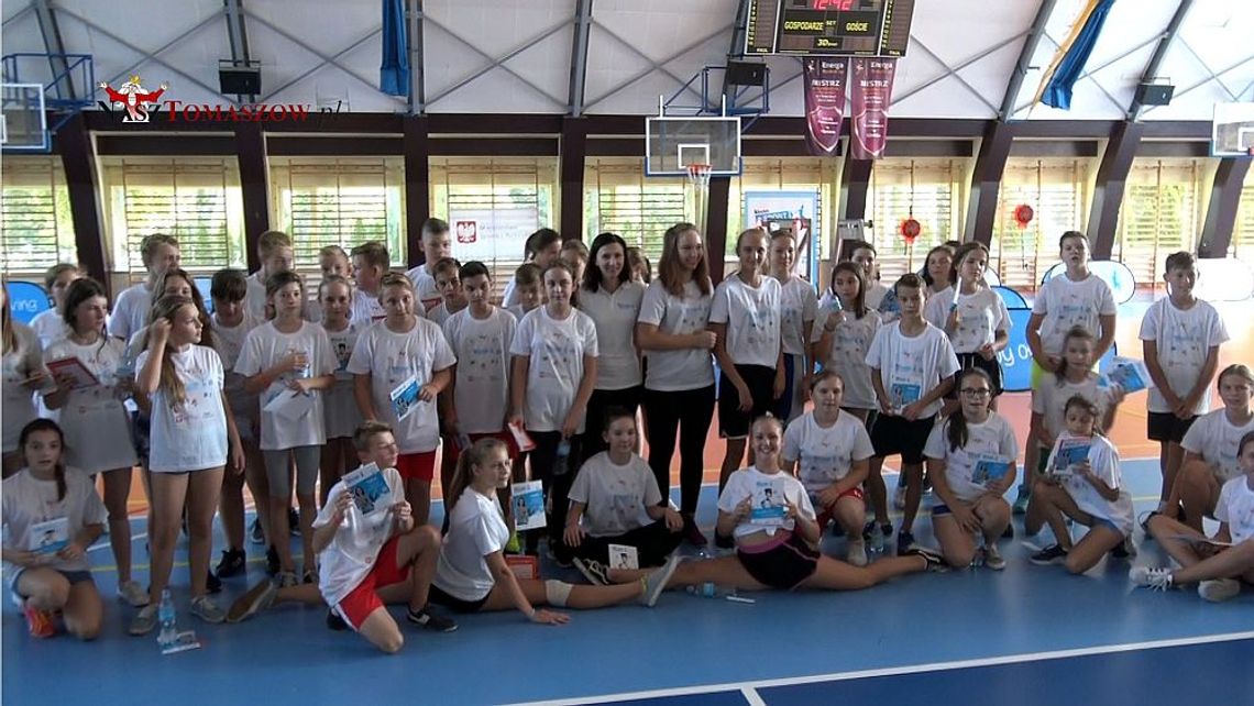 Projekt Fundacji Moniki Pyrek &quot;Kinder+Sport. Alternatywne lekcje W-F&quot; w Ujeździe