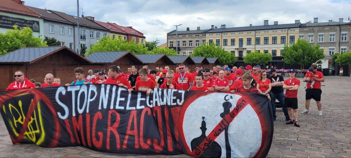 Protestowali w sprawie polityki emigracyjnej Protestowali w sprawie polityki emigracyjnej