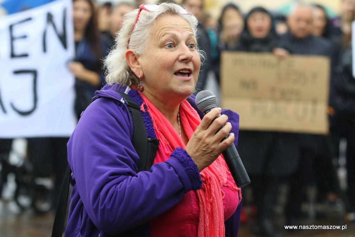 Protestowały na czarno