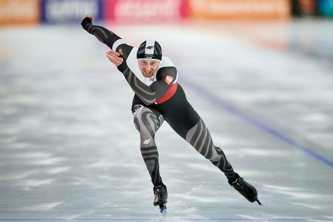 PŚ w łyżwiarstwie szybkim - Żurek czwarty na 500 m w Calgary PŚ w łyżwiarstwie szybkim - Żurek czwarty na 500 m w Calgary