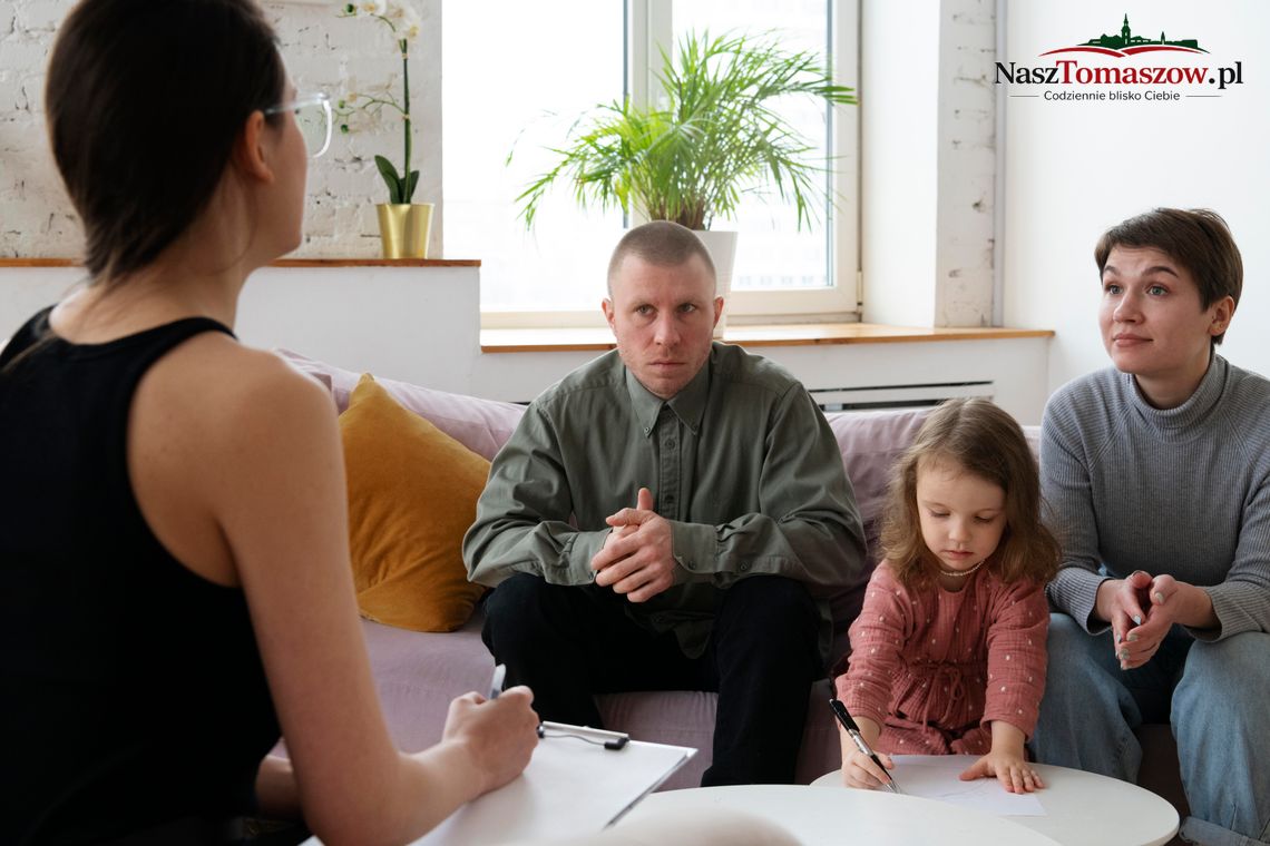 Psychiatra: kryzys narasta powoli, dziecku można udzielić wsparcia na czas Psychiatra: kryzys narasta powoli, dziecku można udzielić wsparcia na czas