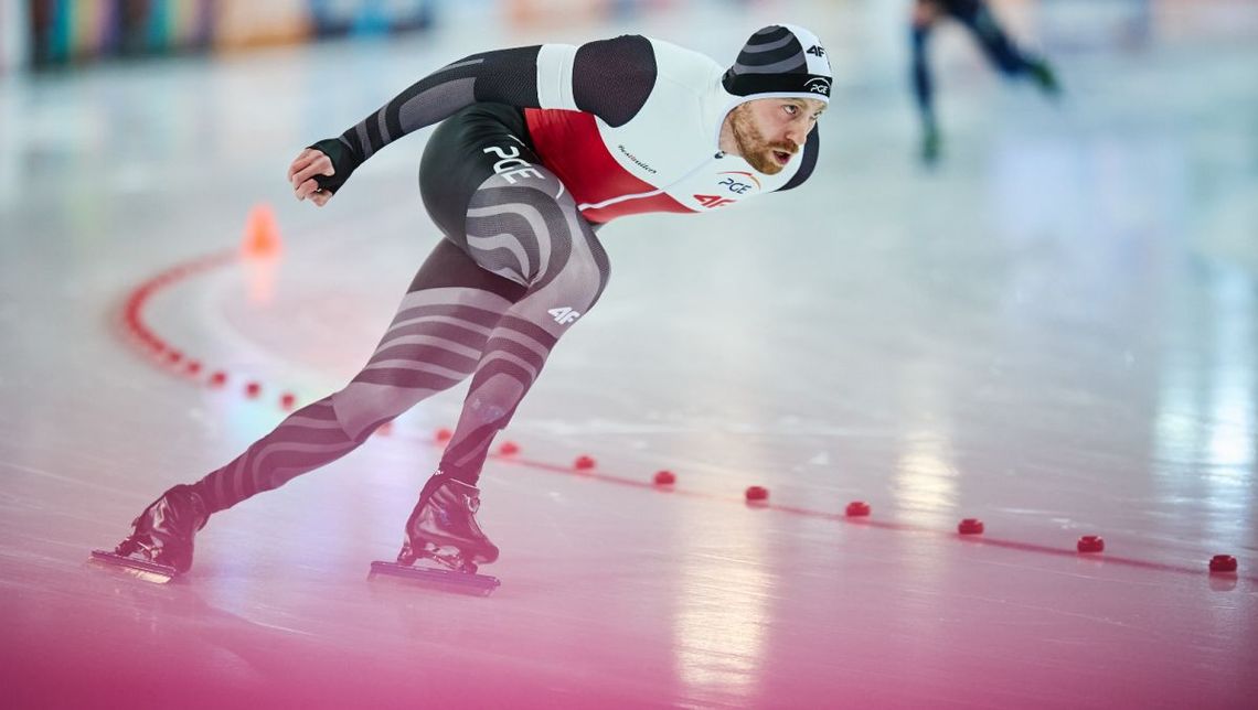 Puchar Świata w Inzell: Żurek wygrywa 500 m, Ziomek-Nogal na podium