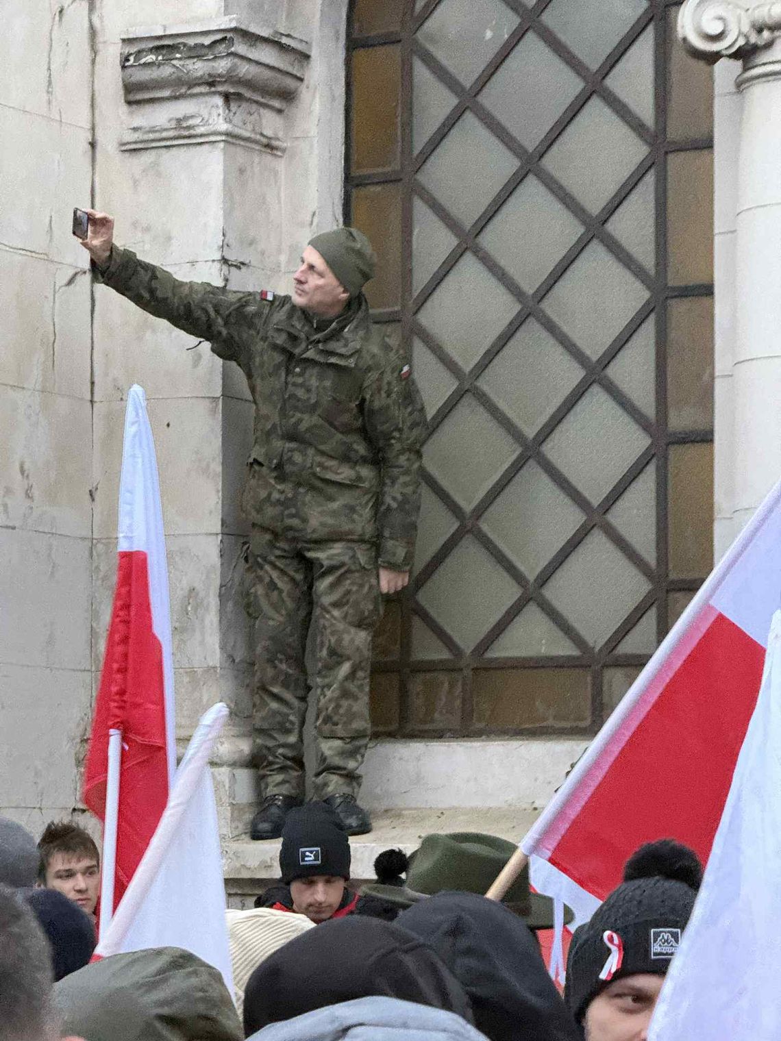 Radny, mundur i Marsz Niepodległości. Szczepan Goska ukarany grzywną i naganą Radny, mundur i Marsz Niepodległości. Szczepan Goska ukarany grzywną i naganą