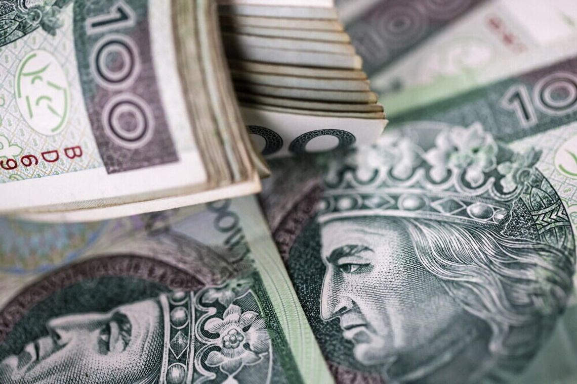 Raport: blisko 300 tys. dłużników alimentacyjnych jest winnych prawie 17 mld zł