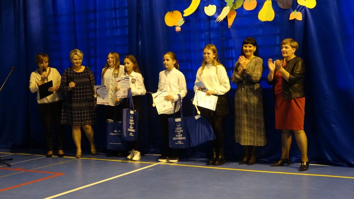 Recytowali w języku Szekspira