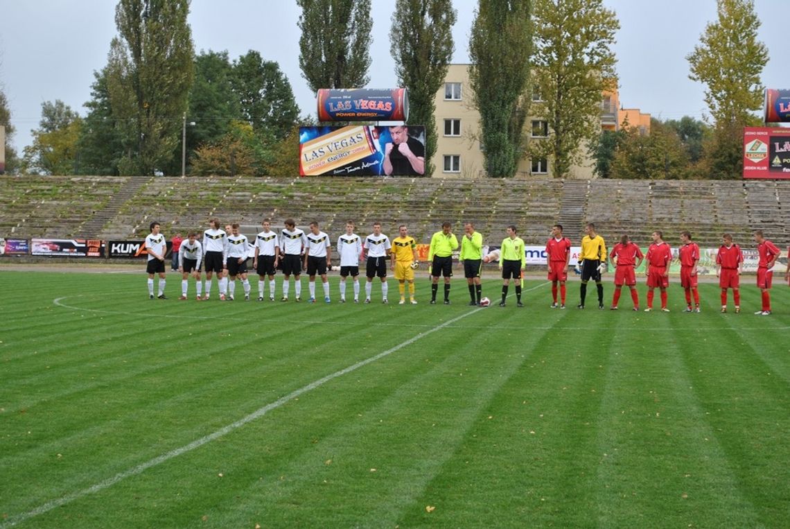 Remis UKS Trójki Tomaszów