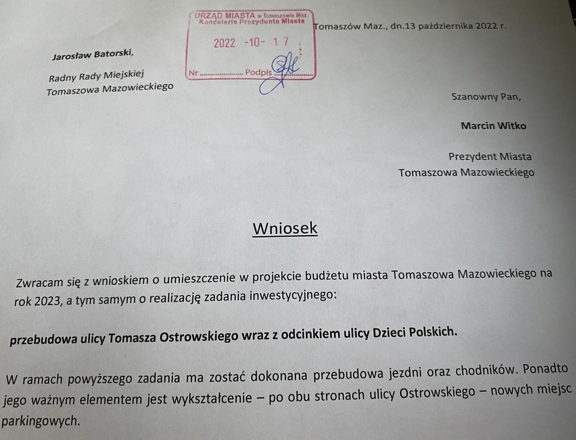 Remont ul. Ostrowskiego już w tym roku. Jest też nowa wiata przystankowa…