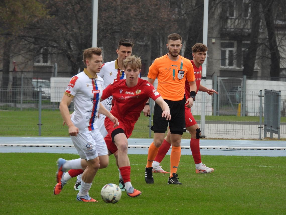 Rewanż przy Nowowiejskiej. Lechia kontra Ząbkovia – mecz o coś więcej niż punkty