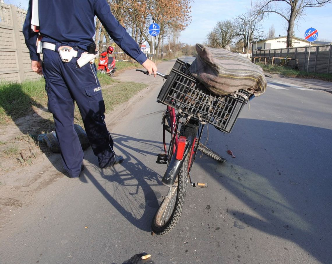 Rowerzystka z pierwszeństwem