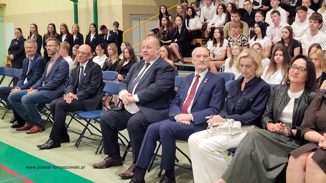 Rozpoczęcie roku szkolnego 2025/2026 w „Gastronomiku” Rozpoczęcie roku szkolnego 2025/2026 w „Gastronomiku”