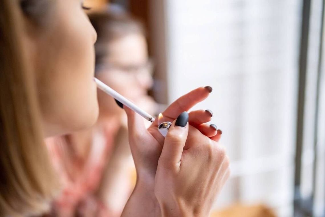 Rzucenie palenia pomaga zerwać z innymi nałogami