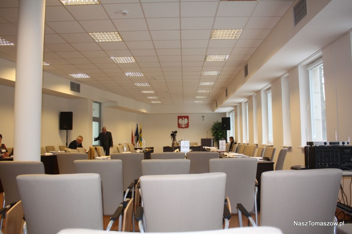 Sesja Rady Powiatu w nowej siedzibie