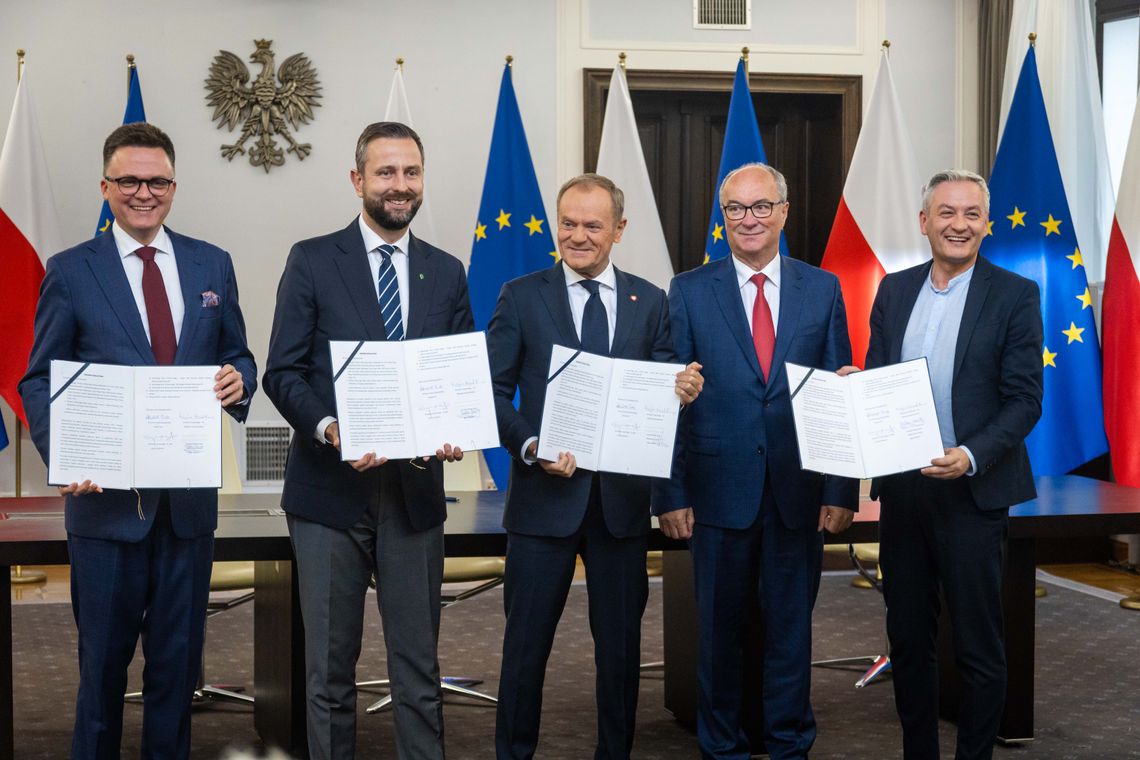 Sondaż dla „WP”: Polacy wierzą w stabilność obecnego układu władzy Sondaż dla „WP”: Polacy wierzą w stabilność obecnego układu władzy