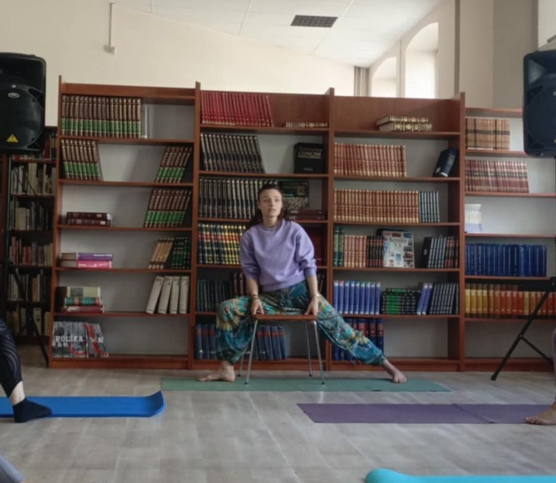 Spokój, oddech, równowaga… czyli joga w bibliotece!