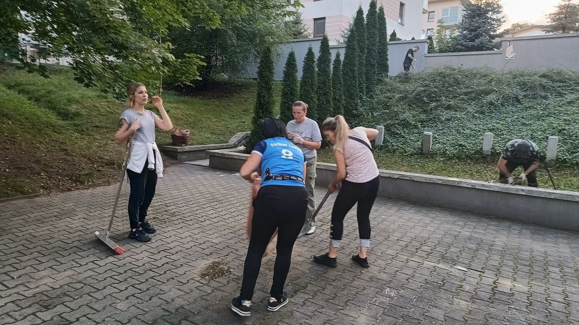 Społeczna akcja Ruchu Narodowego przy „miejscu straceń pod browarem” w Tomaszowie