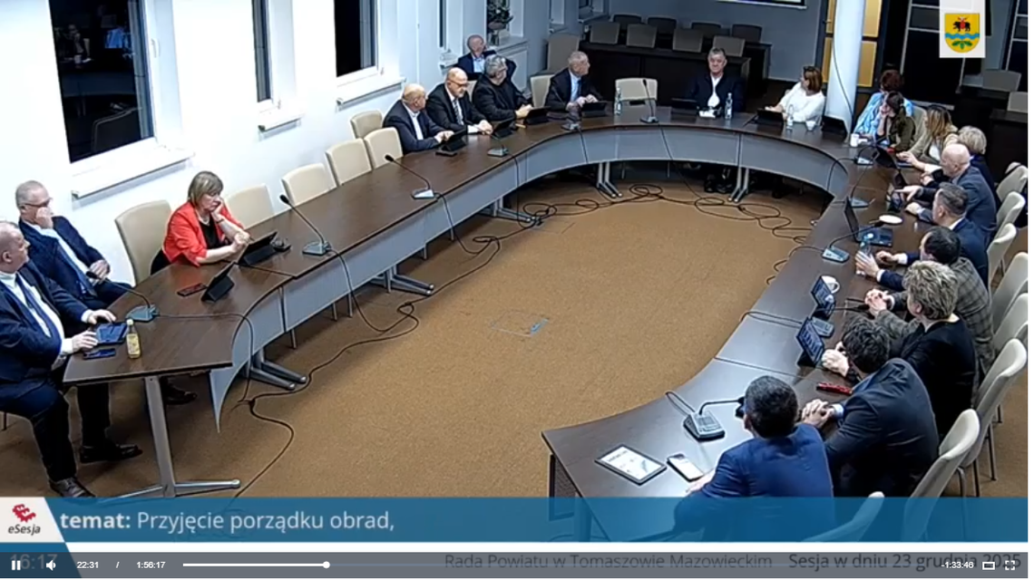 „Sesja-widmo i świąteczny prezent dla starosty. Kto naprawdę wygrał ten dzień?”