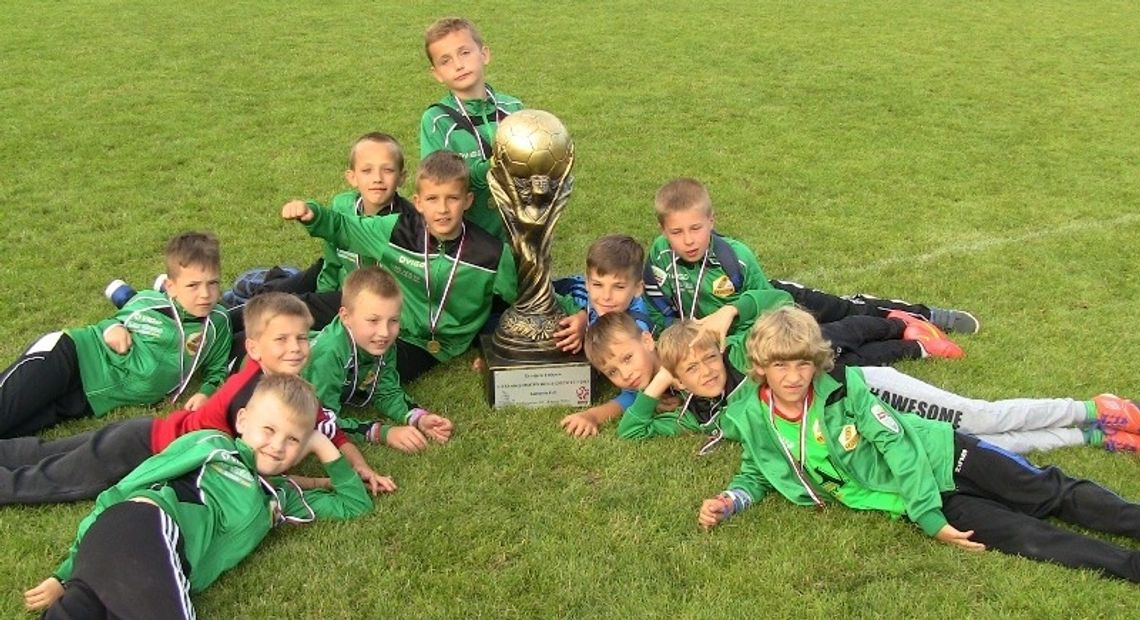 Sukces Młodej Lechii   W Dobiegniew Cup 2015