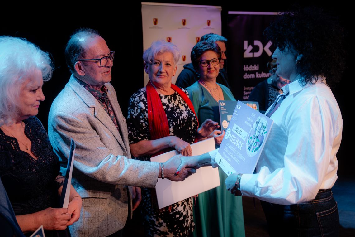 Sukces tomaszowianki w wojewódzkim przeglądzie. Jadwiga Kocik na podium