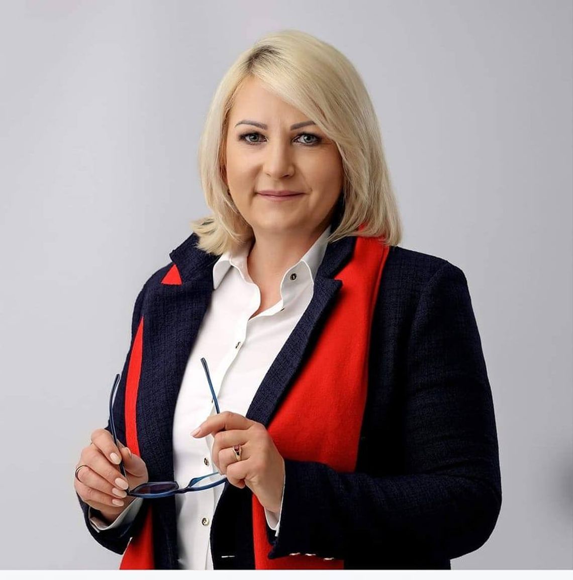 Świąteczne zakupy bez stresu. Jak nie dać się kieszonkowcom i cyberoszustom Świąteczne zakupy bez stresu. Jak nie dać się kieszonkowcom i cyberoszustom