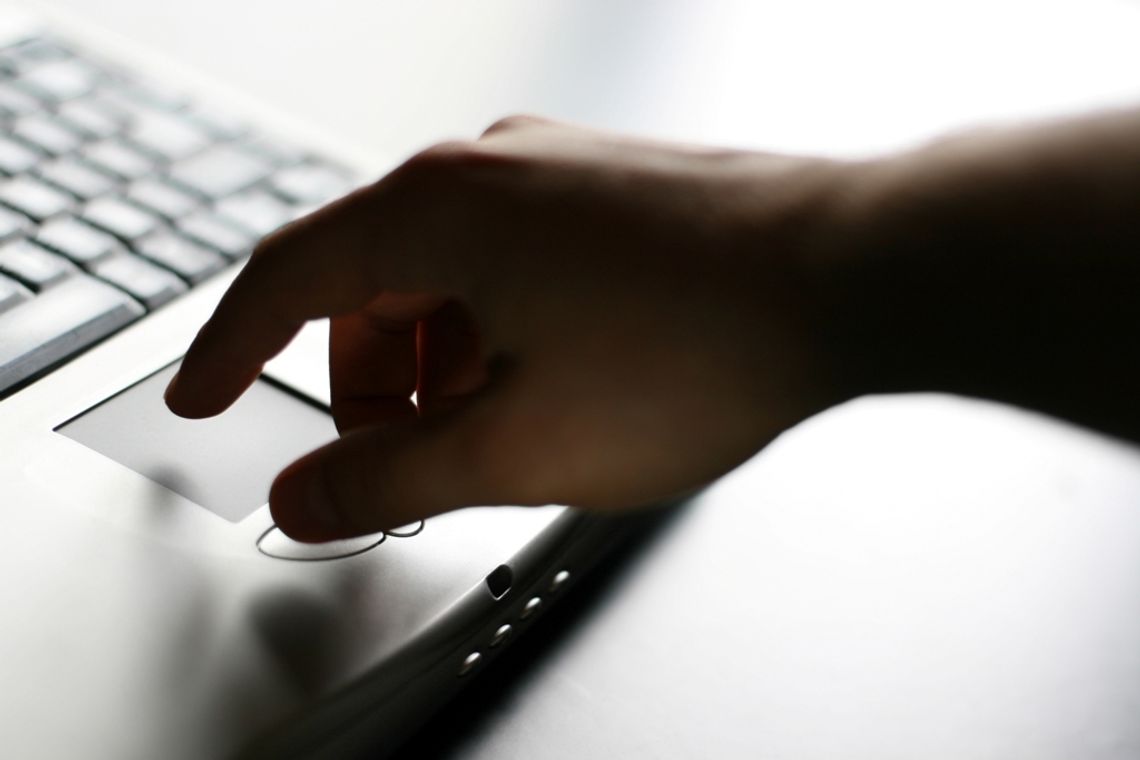 Sztu(cz)ka pisania ogłoszeń